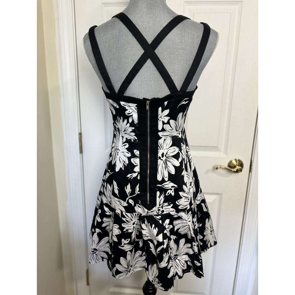 Aryeh Black White Strappy Floral Baby Doll Mini Dress Medium Wedding Guest - Picture 3 of 6